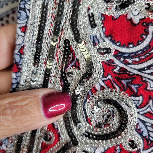 Linen Charter Club Luxury Red blouse size L sequin embroidered Valentines - Picture 4 of 8